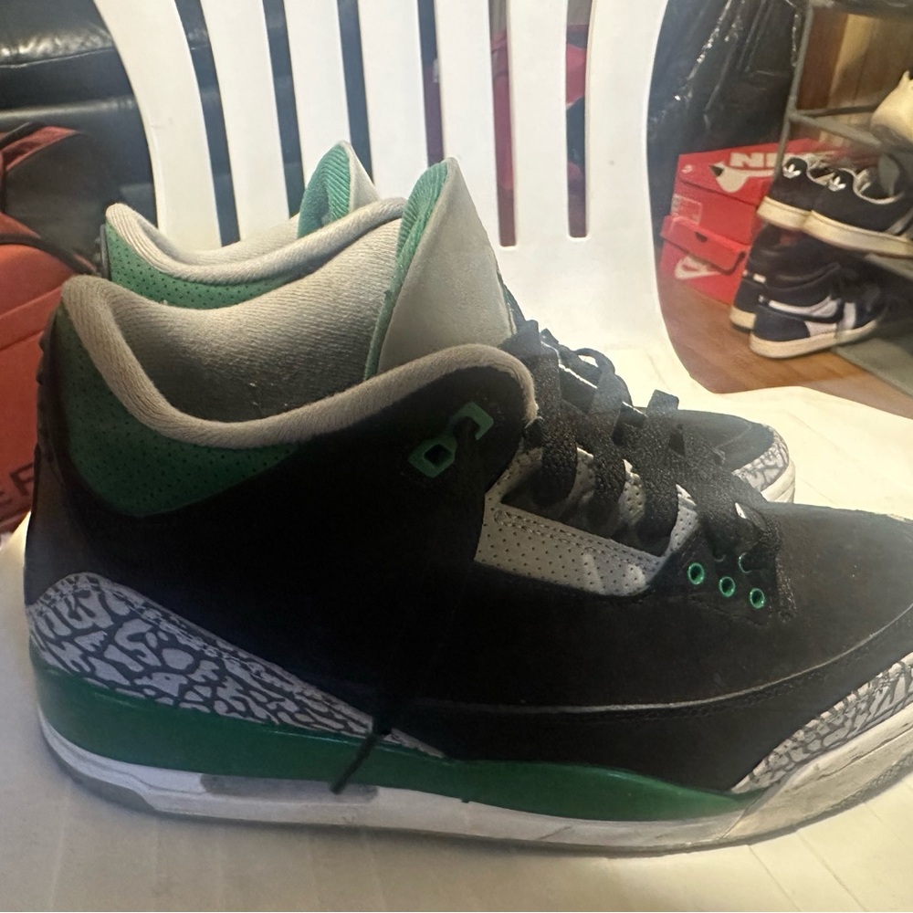Jordan 3 Forest green